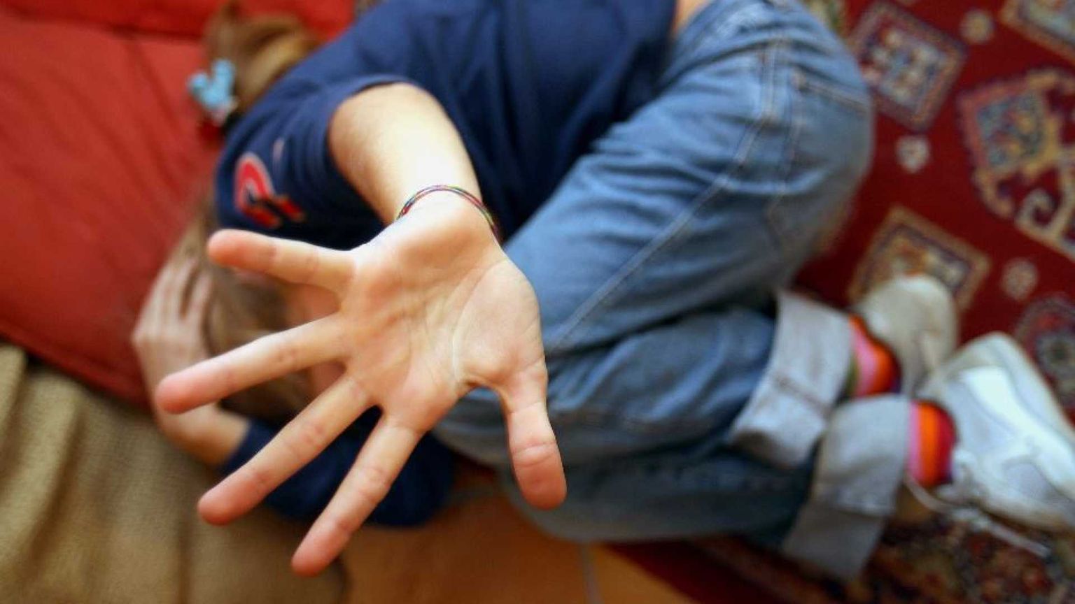 Sberle e sculacciate: le prendono oltre un miliardo di bambini nel mondo