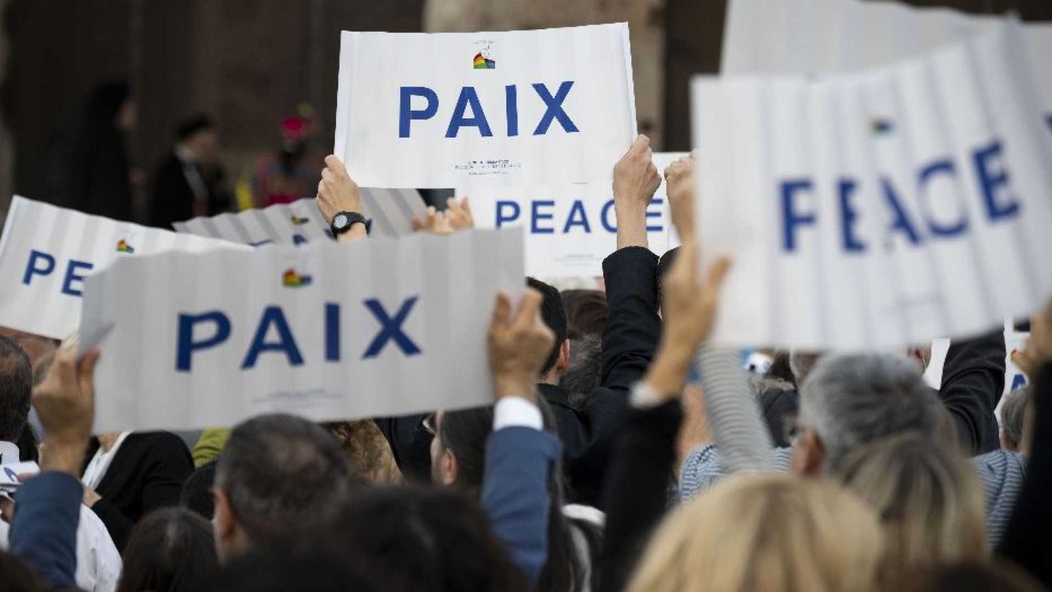 Associazioni, movimenti, diocesi: «Alla guerra non ci rassegniamo»