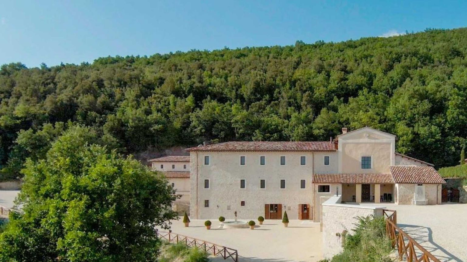 Come a Norcia è rinata l'abbazia di San Benedetto distrutta dal terremoto