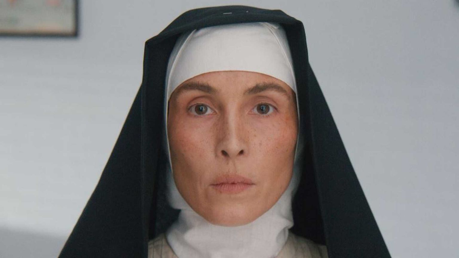 “Mother”, i dilemmi della giovane Madre Teresa tra intuizioni e scivoloni