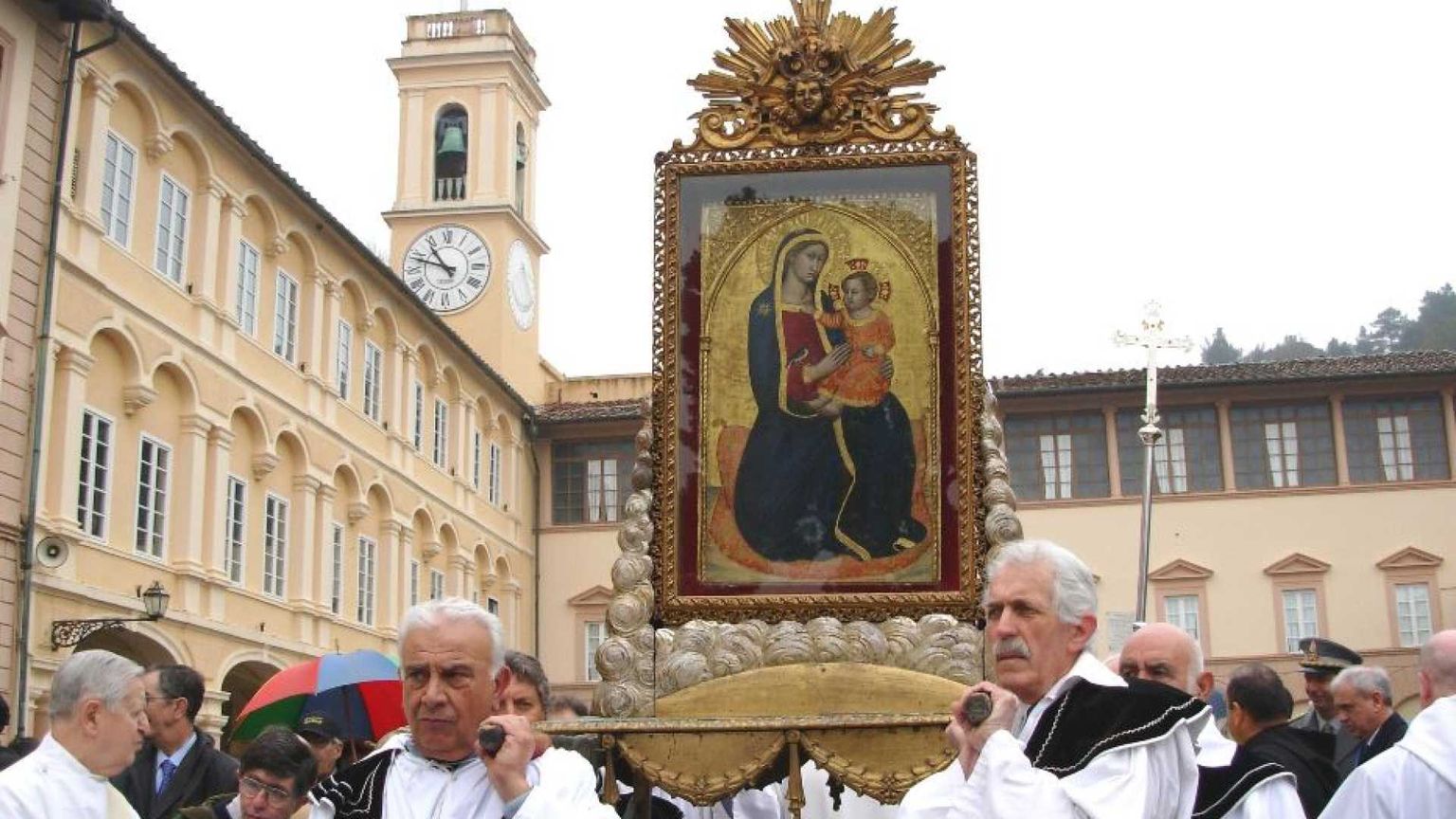 Scampato a un incidente, ora vado dalla Madonna a portarle il mio ex voto