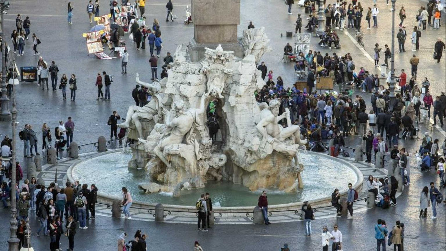 In 55 piazze di Roma il wifi adesso è pubblico