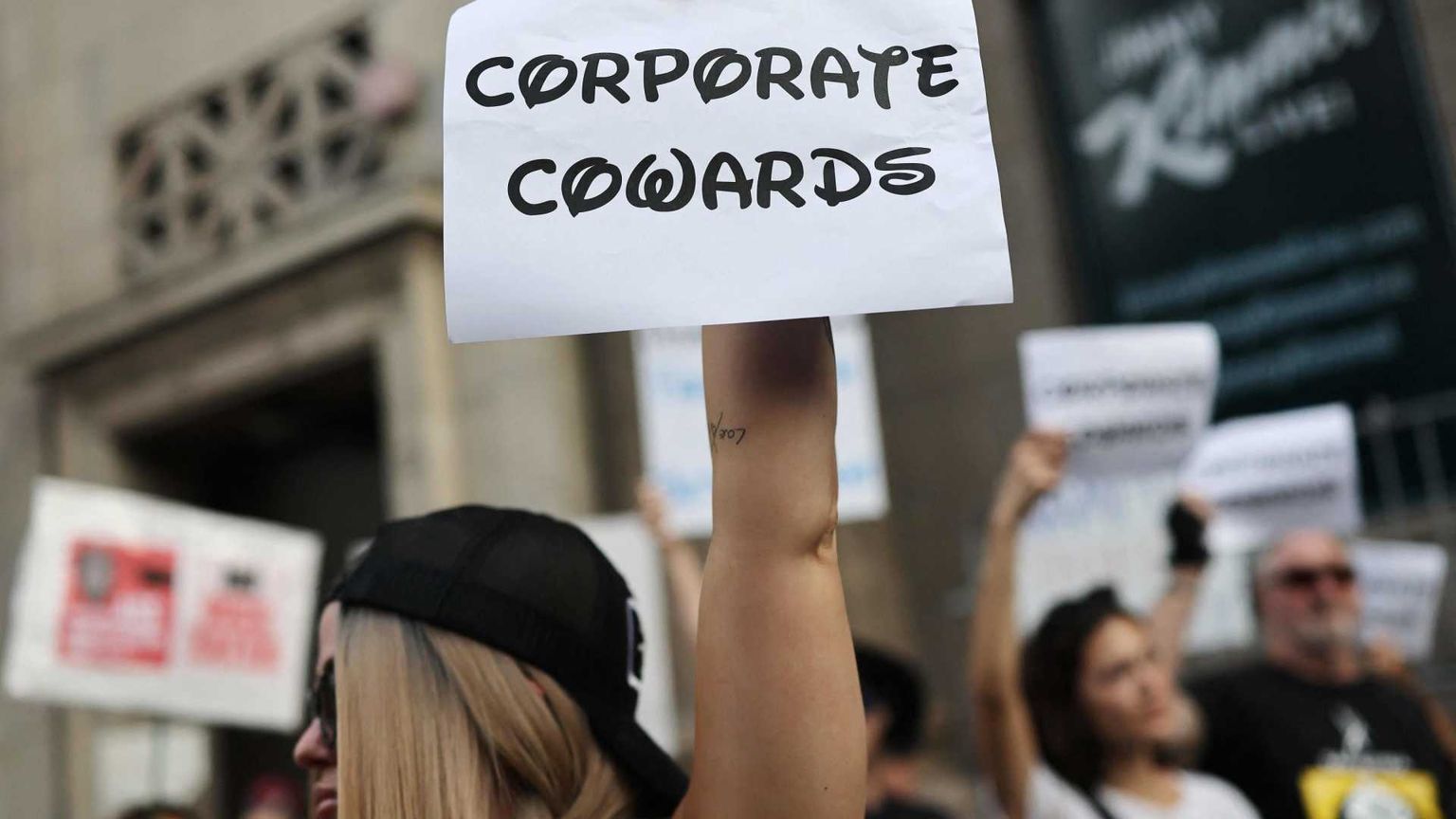 Tv e giornali nel mirino di Trump: perché la libertà d'espressione è a rischio