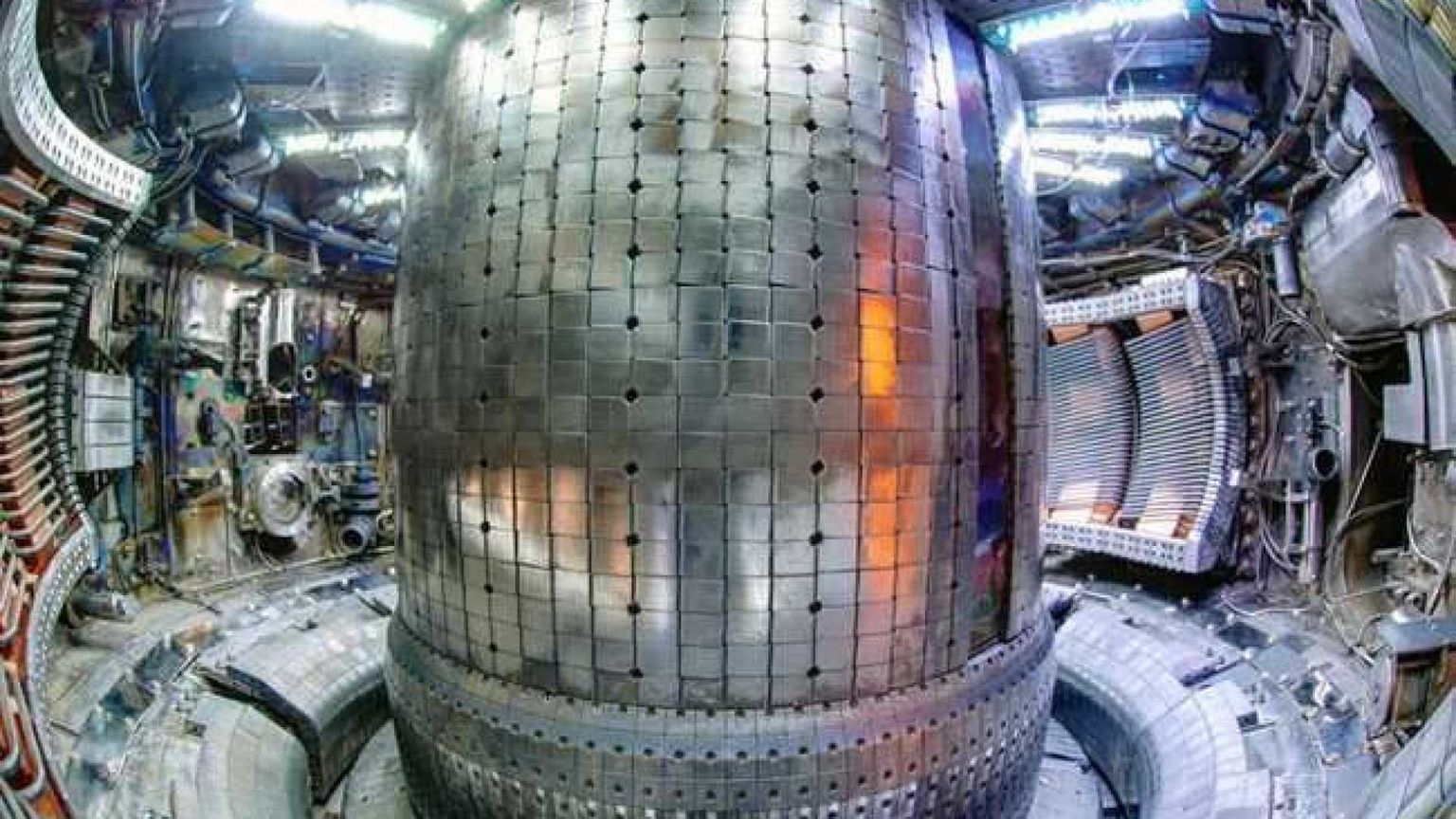 Eni sta già prenotando elettricità da fusione nucleare