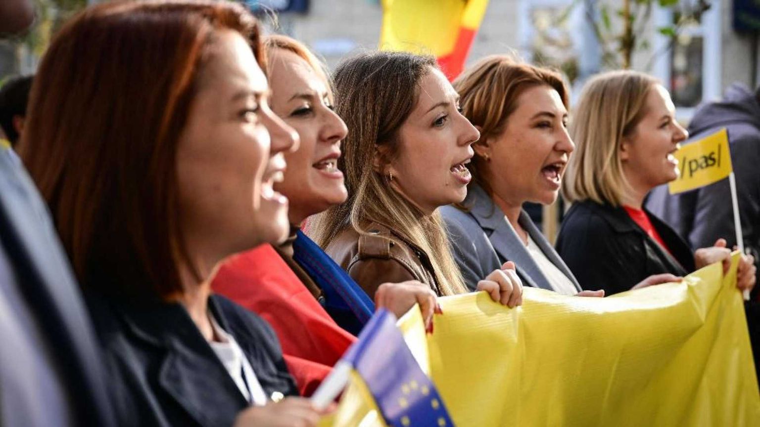 Vince il partito europeista, si temono le proteste dei filorussi sconfitti