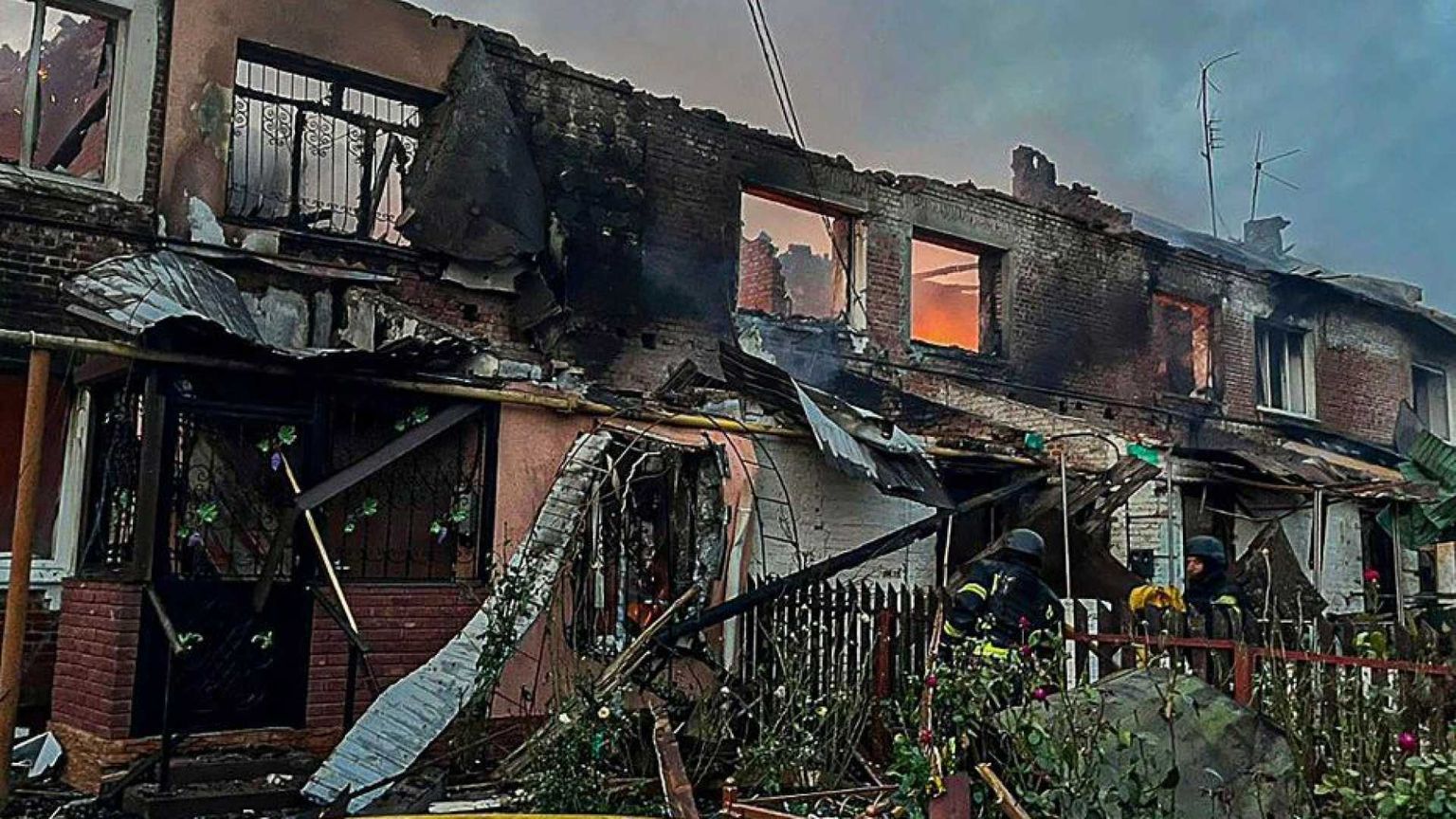 «Cinquantamila soldati russi hanno disertato». E Putin arruola ancora