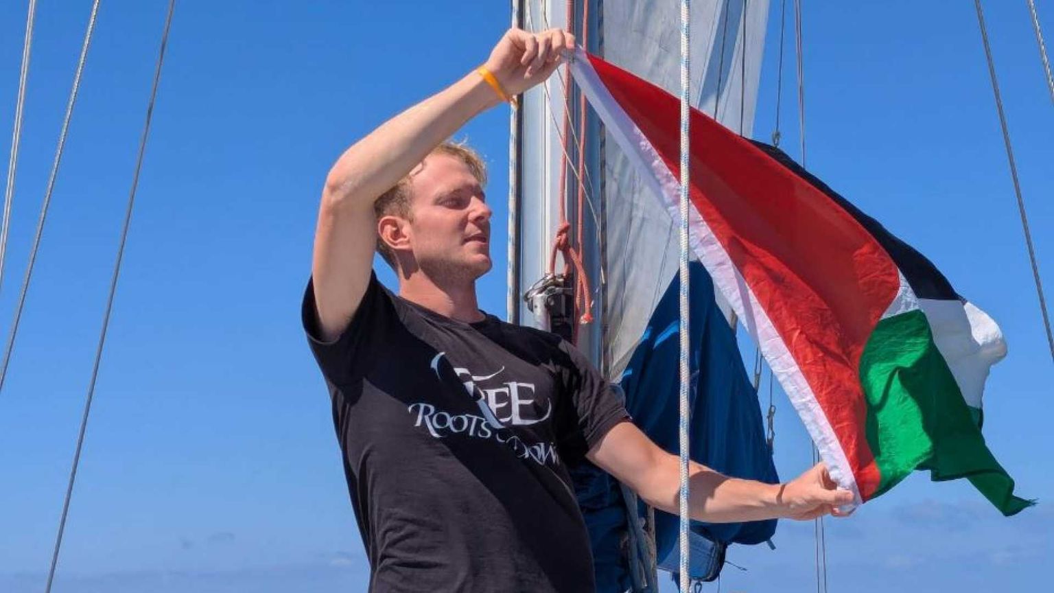 L'attivista dalla Flottilla: «Qui per fare la differenza, non reagiremo»