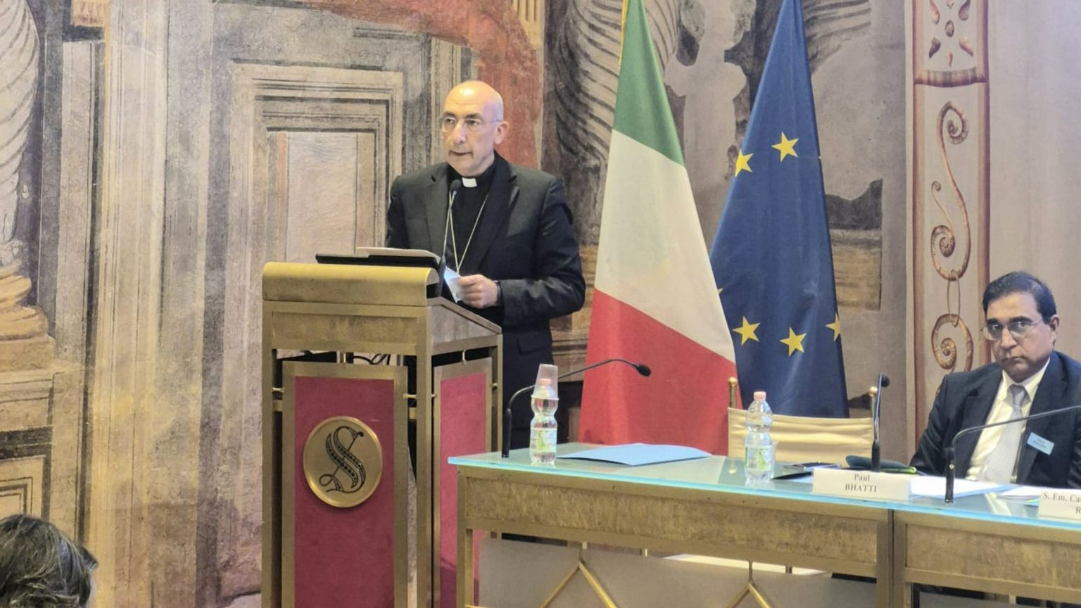 La politica (con il Vangelo della vita) può aprire le porte del cielo