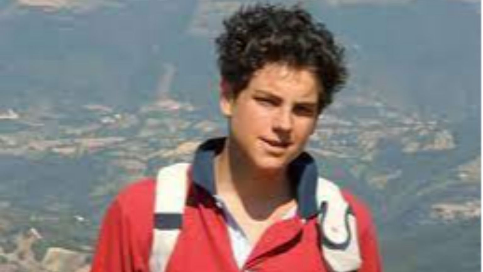 Una fotografia del giovane San Carlo Acutis, canonizzato lo scorso 7 settembre da papa Leone XIV