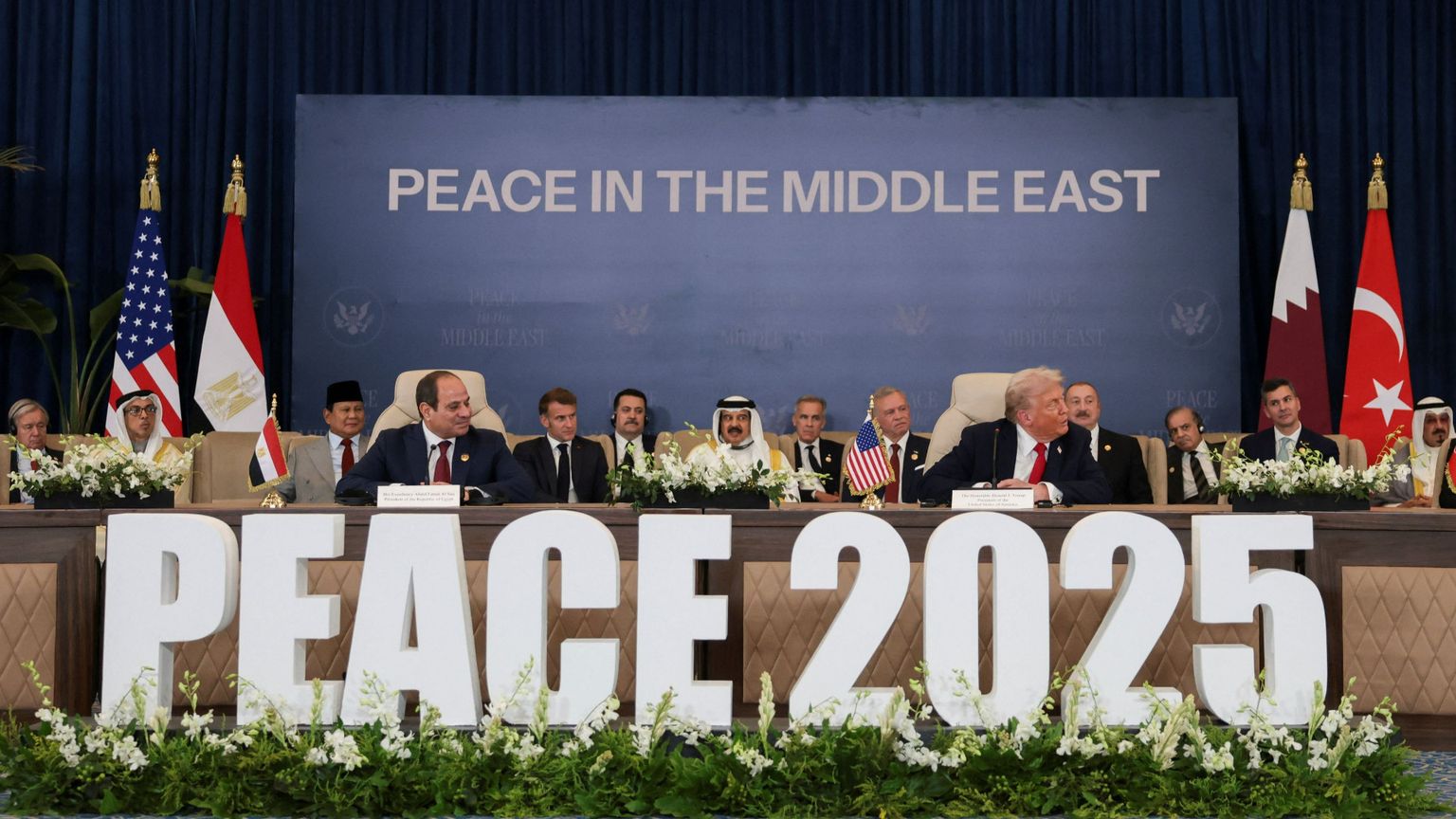 L'alba fragile della pace