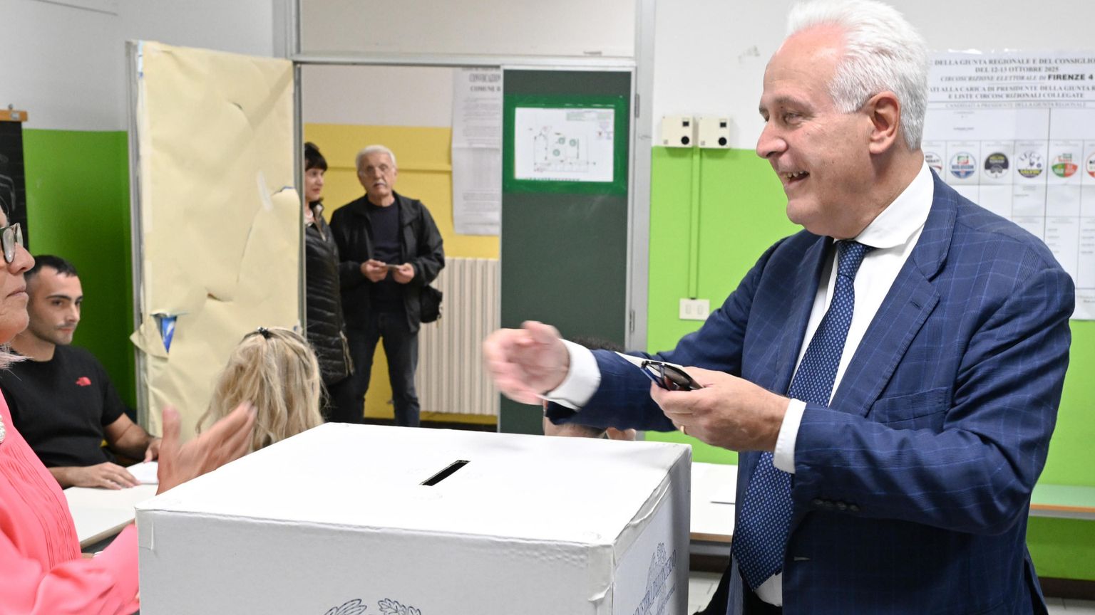 La Toscana resta a Giani. Astensione record