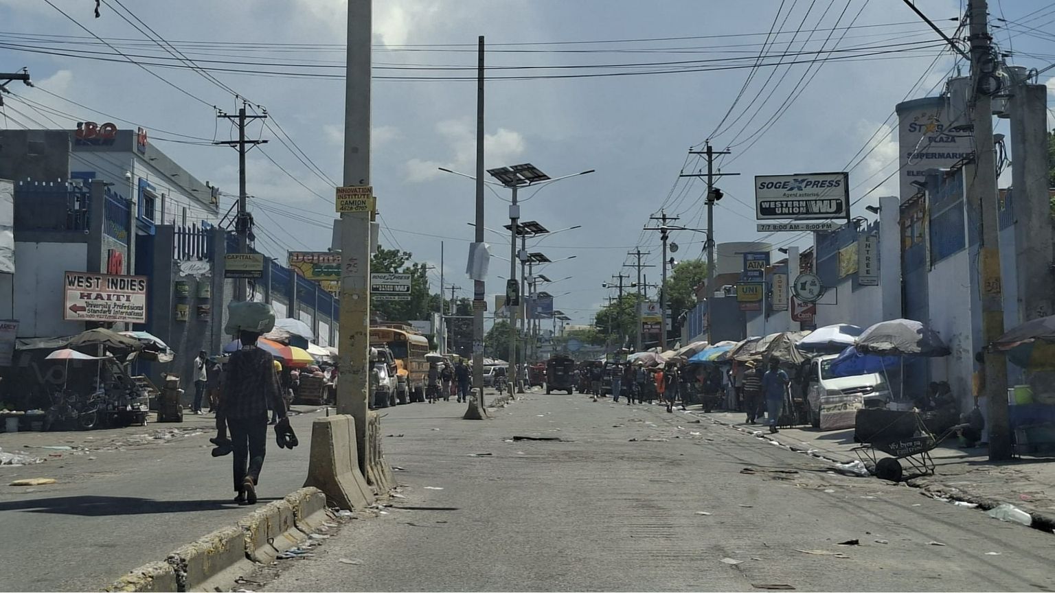 Le gang occupano le chiese. Decine di preti in fuga ad Haiti