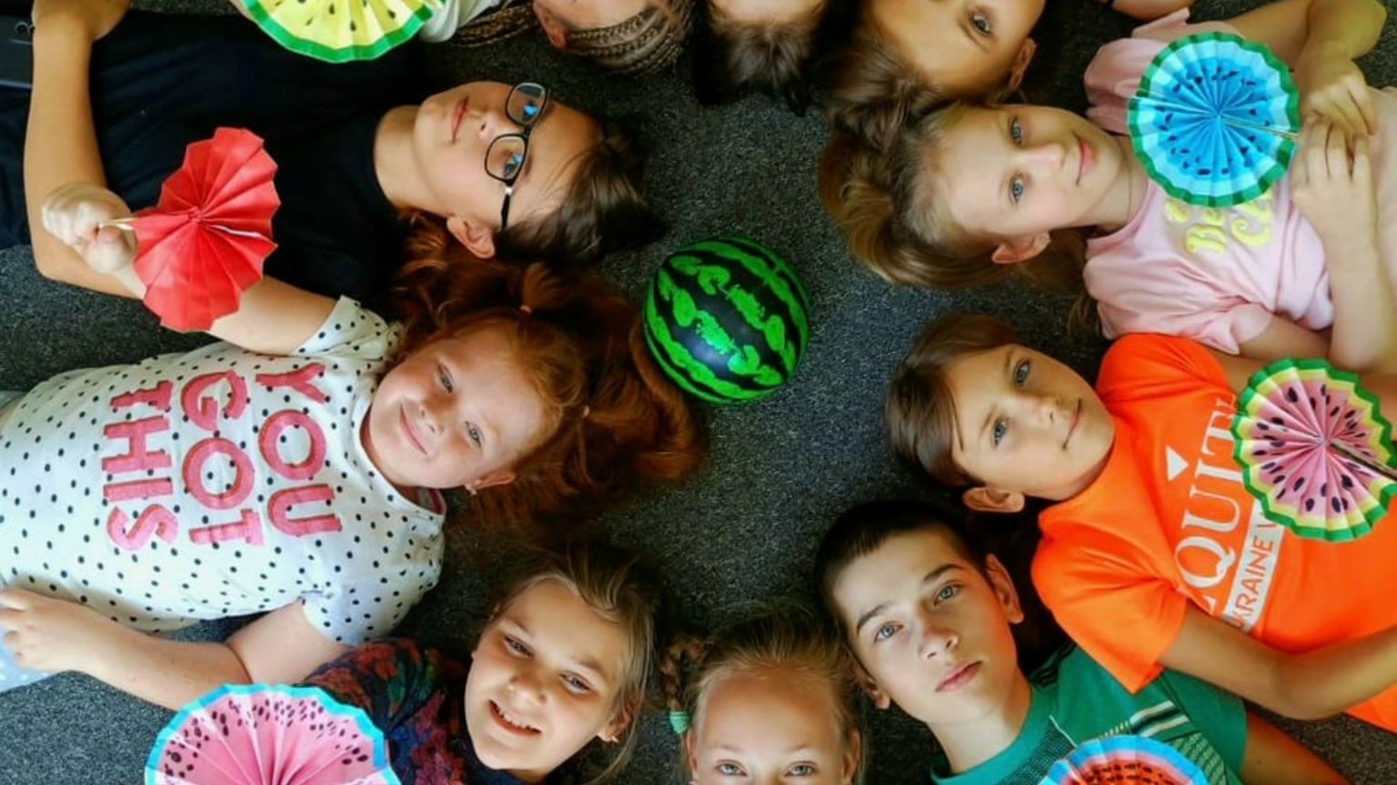 Oggi secondo i dati più recenti del ministero del Lavoro e della Giustizia oltre 30mila minori vivono fuori dalla propria famiglia d’origine, ma solo 15mila sono affidati a famiglie