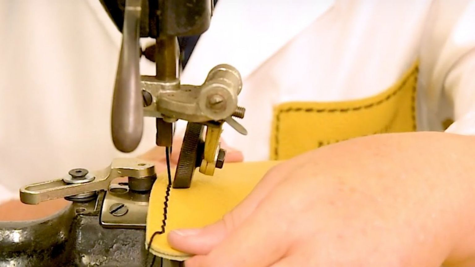 Basta una certificazione per fermare lo sfruttamento nella moda?