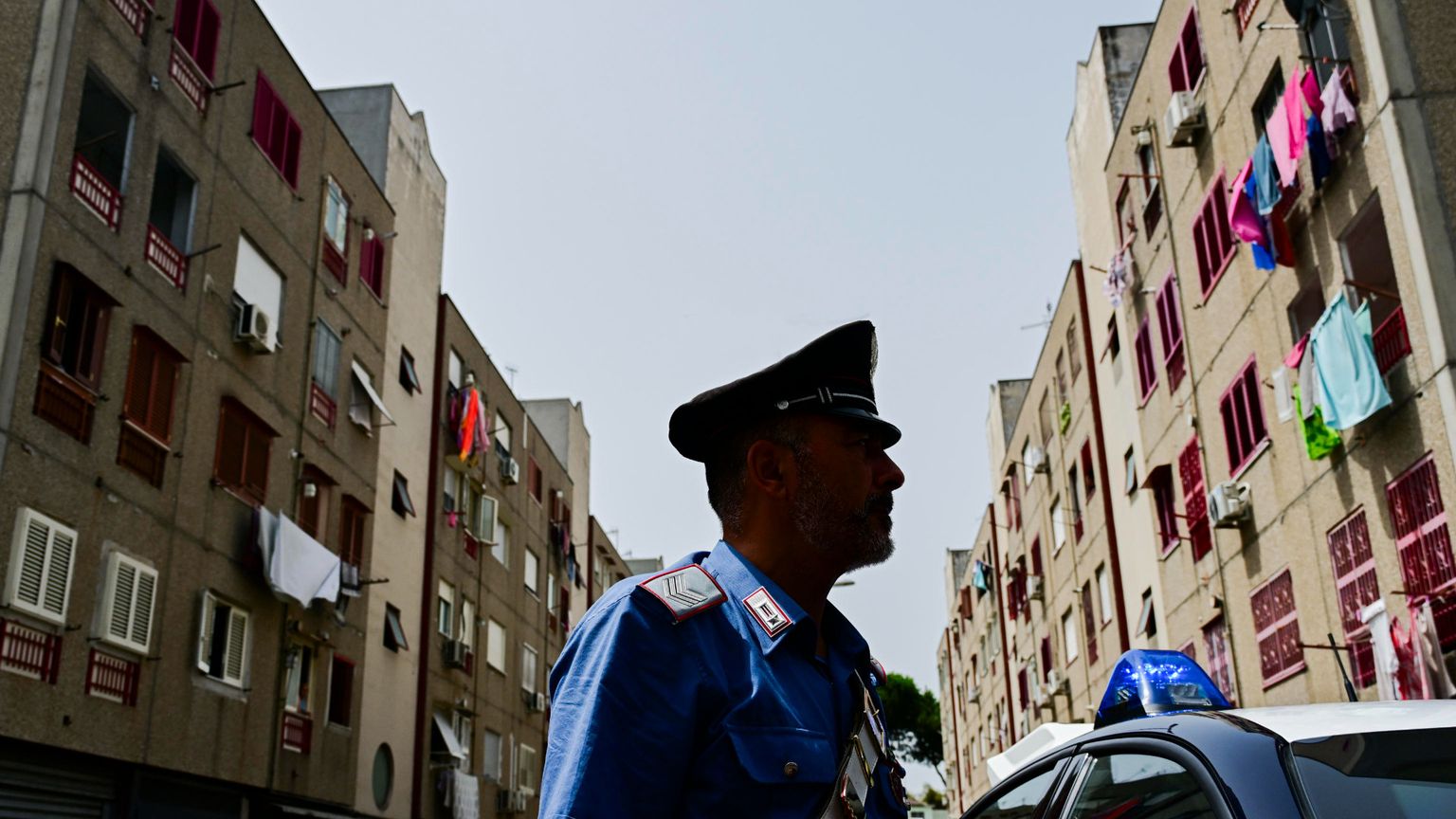 Paura, ansia, emulazione: ecco a cosa servono le "stese" della camorra