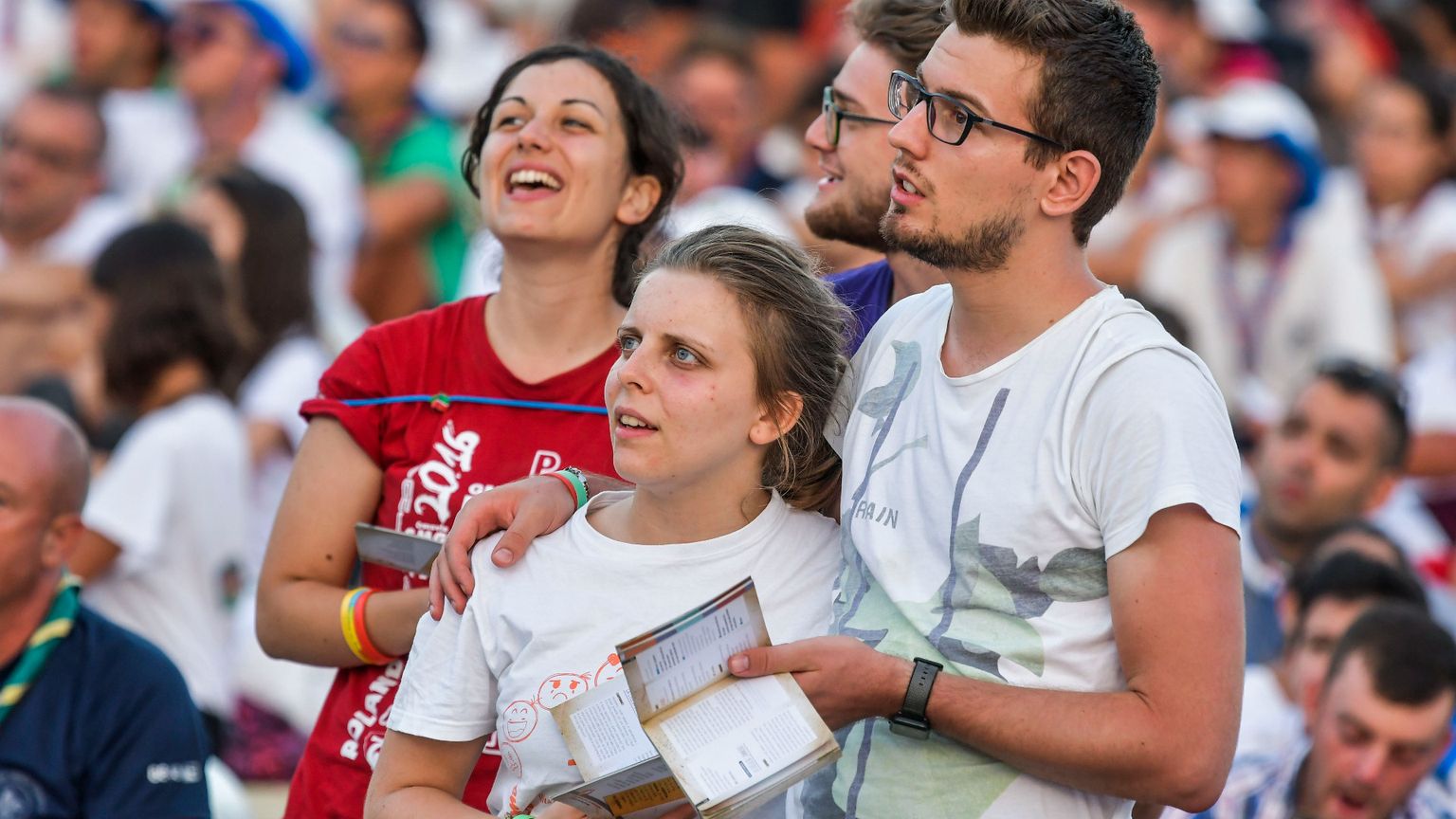 La pazienza dell'ascolto crea una Chiesa "sinodale"