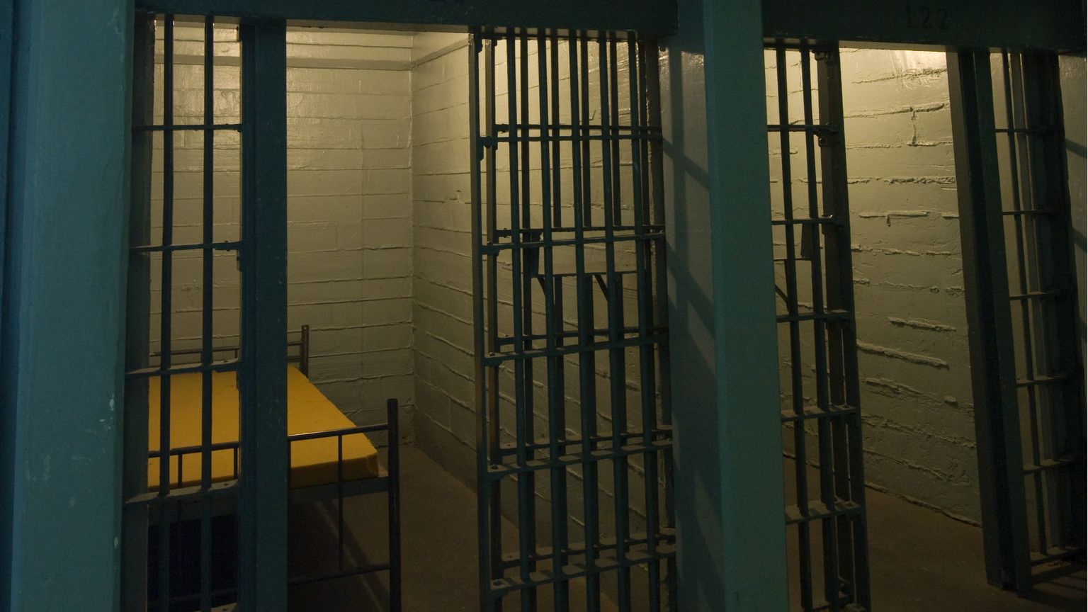 Elena. Perché a chi si suicida in cella va restituito un nome