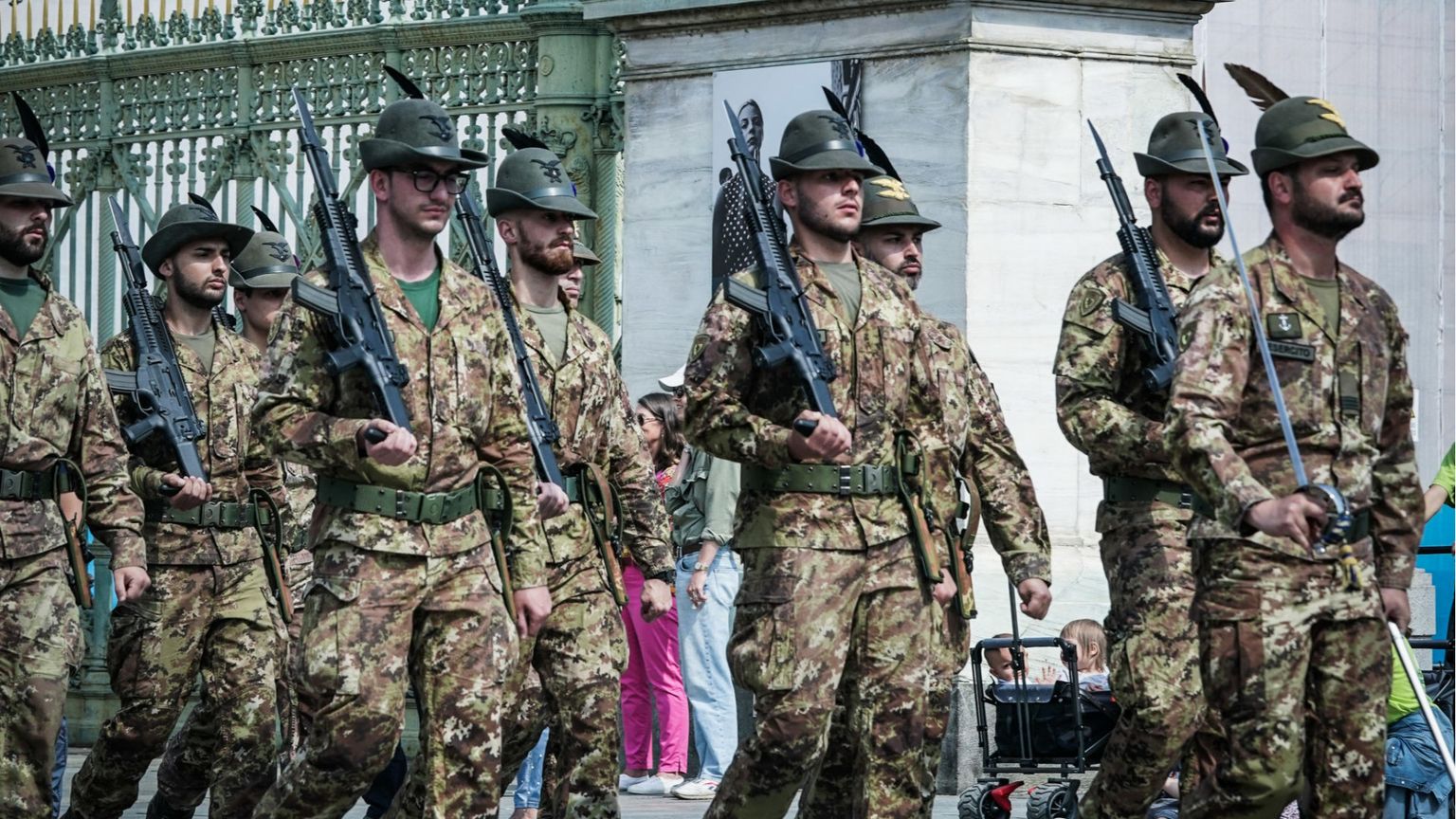 Il triste ritorno in Europa della leva obbligatoria: ecco dove