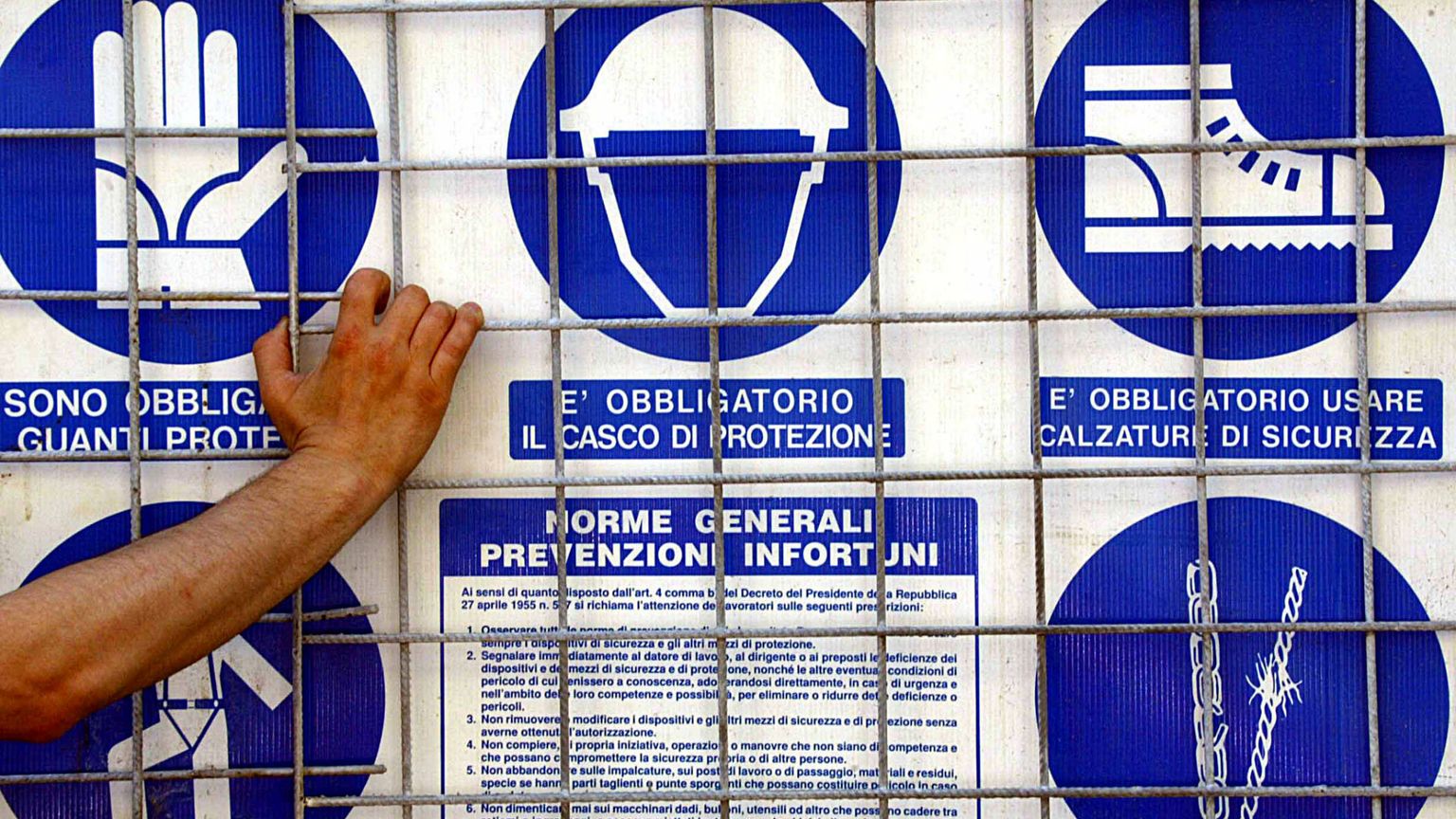 Cartelli segnaletici per la sicurezza sul posto di lavoro