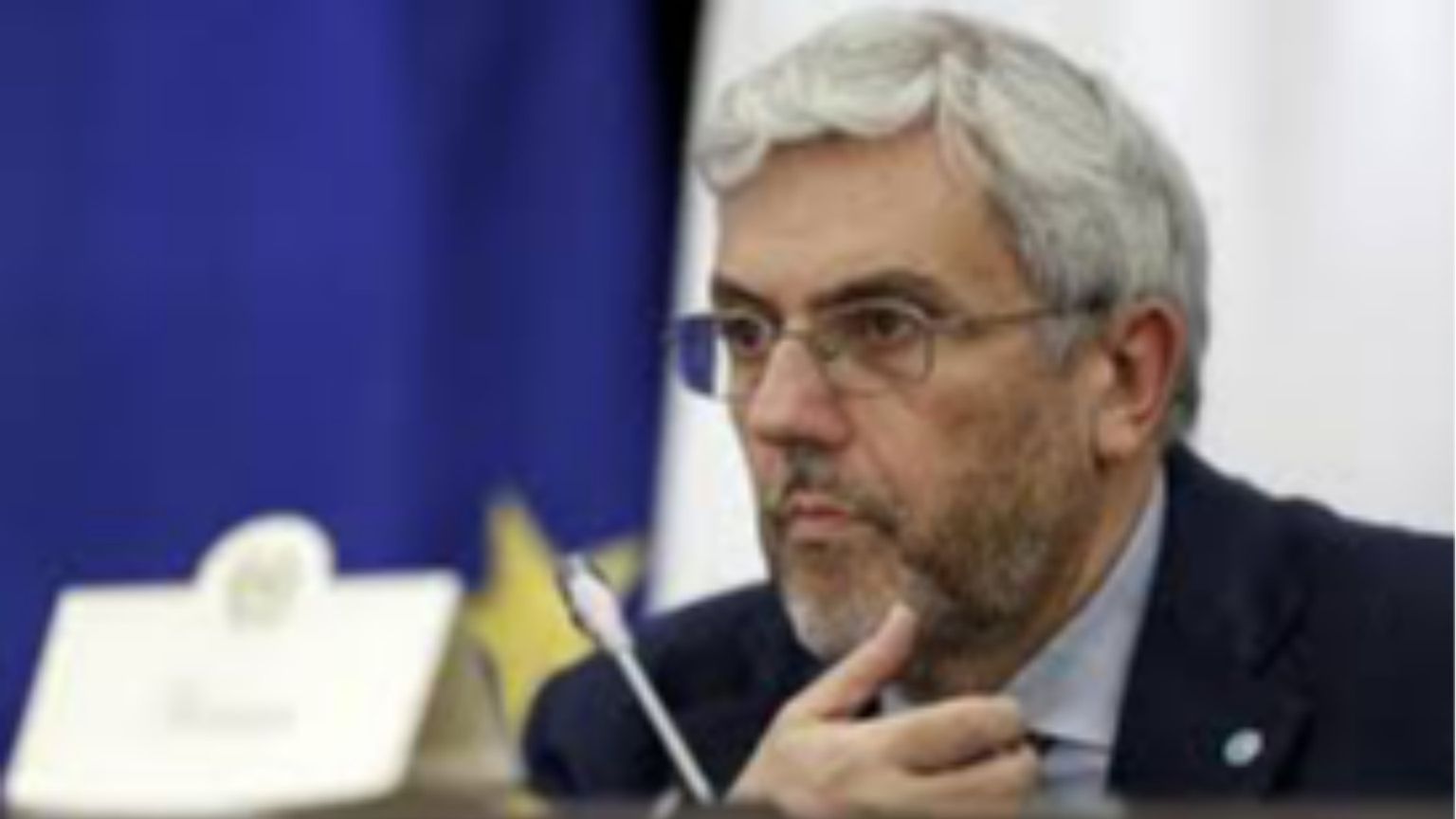 Verna: il mio impegno fuori dai poli per una politica non urlata