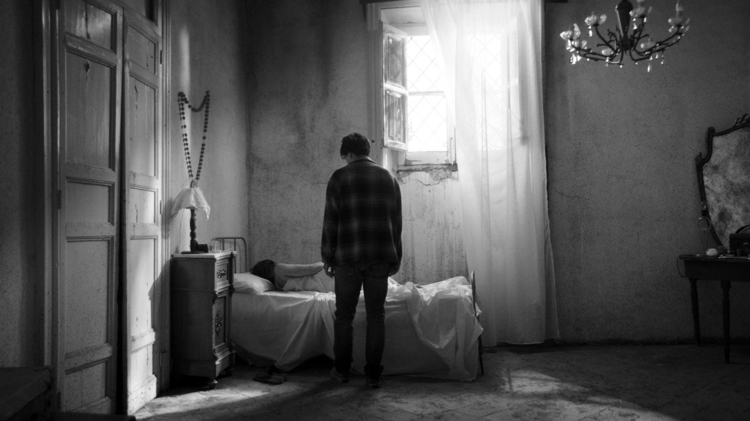 "Lo Scuru", viaggio nella mente tra buio e sacro