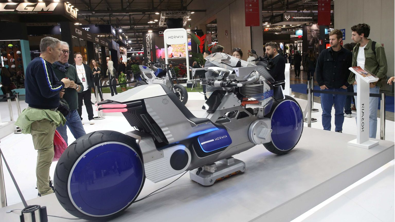 Torna Eicma, la passione per le due ruote è una questione di pelle