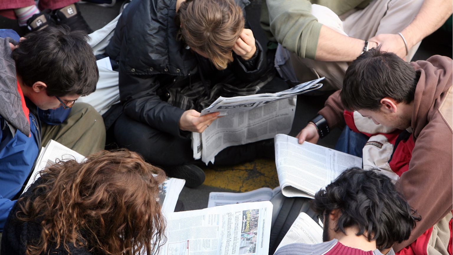 Ciò che manca agli studenti italiani per riconoscere le fake news