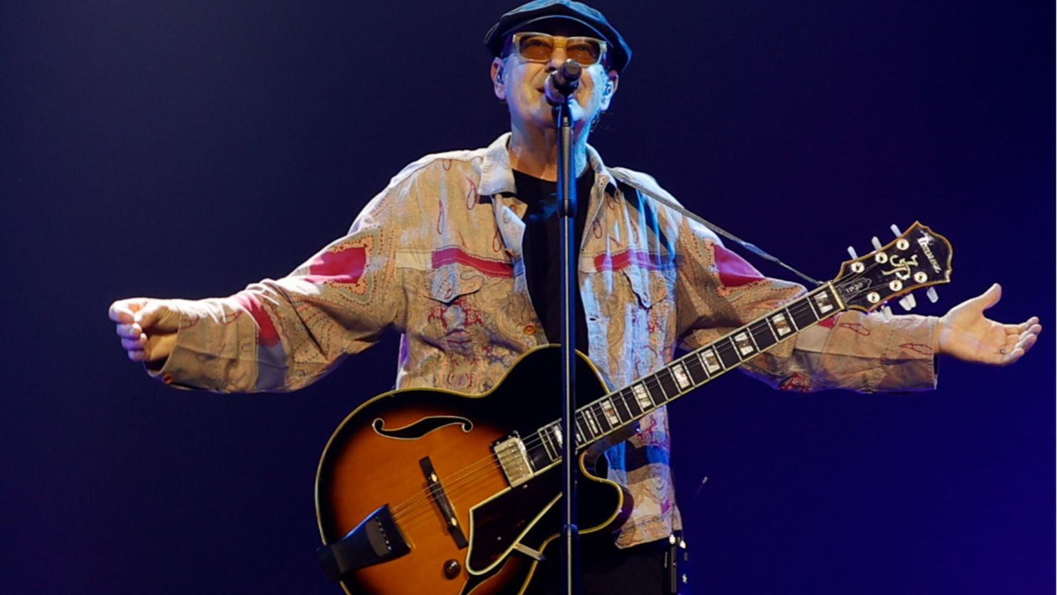 Luca Carboni, il fisico bestiale della musica pop