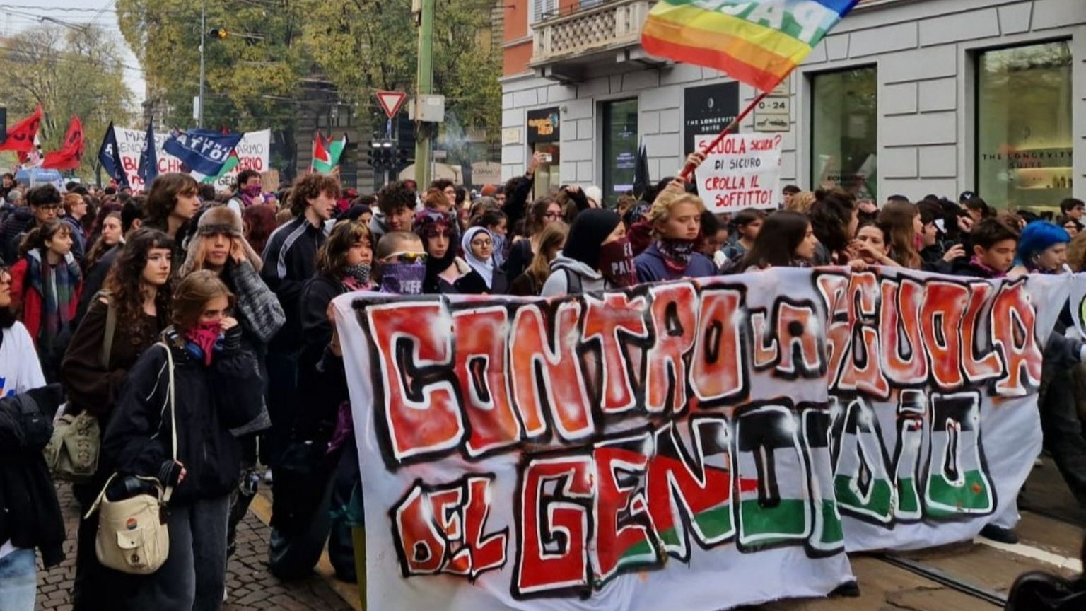 Cosa ci dicono le proteste "divise" degli studenti italiani