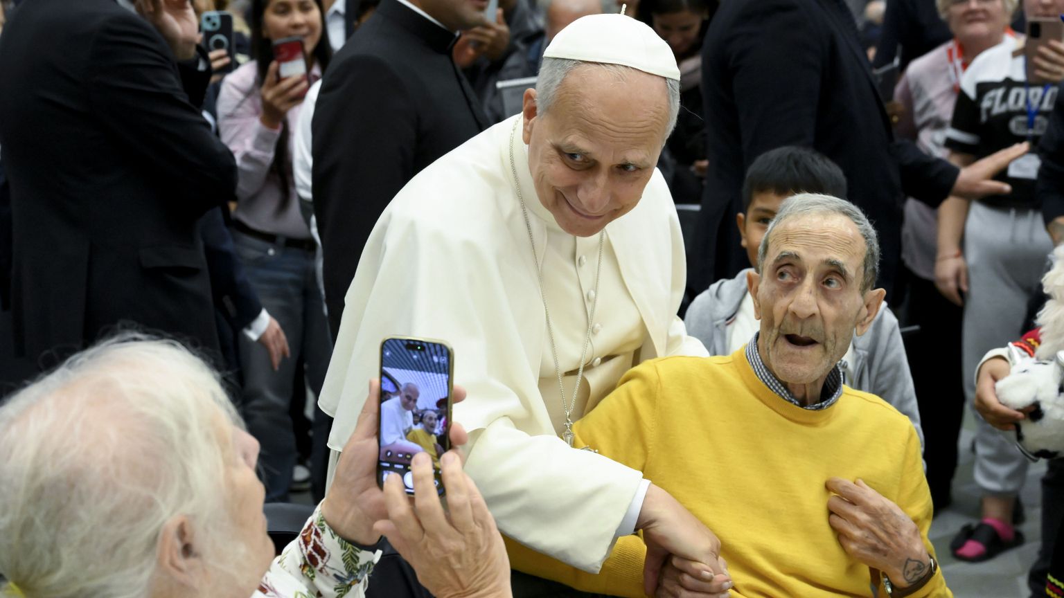 Il Papa ai potenti del mondo: ascoltate il grido dei poveri. Non c’è pace senza giustizia