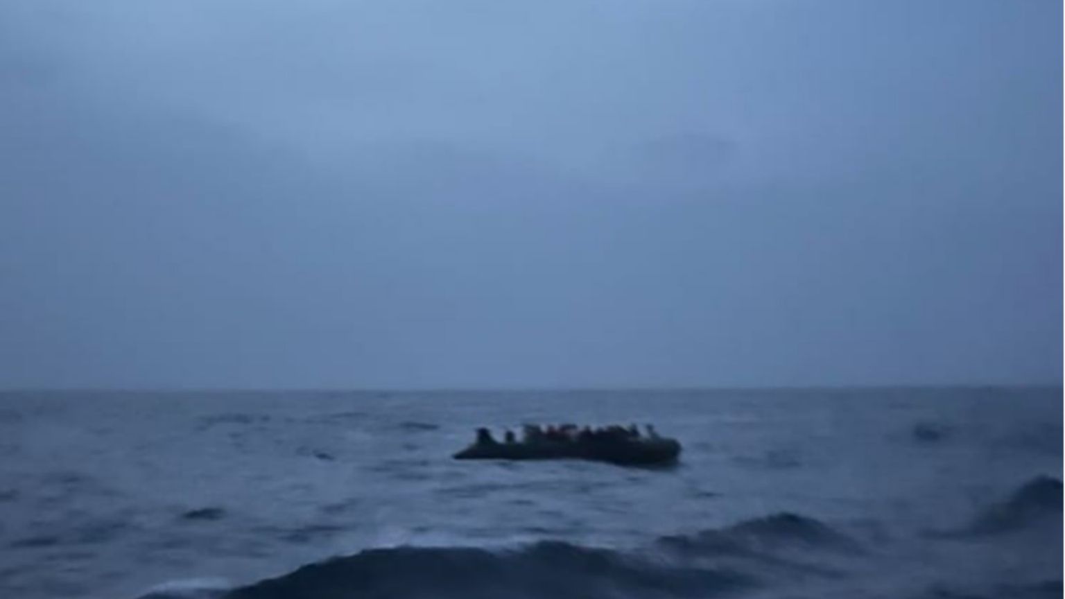 La nave Ong Louise Michel soccorre 50 migranti