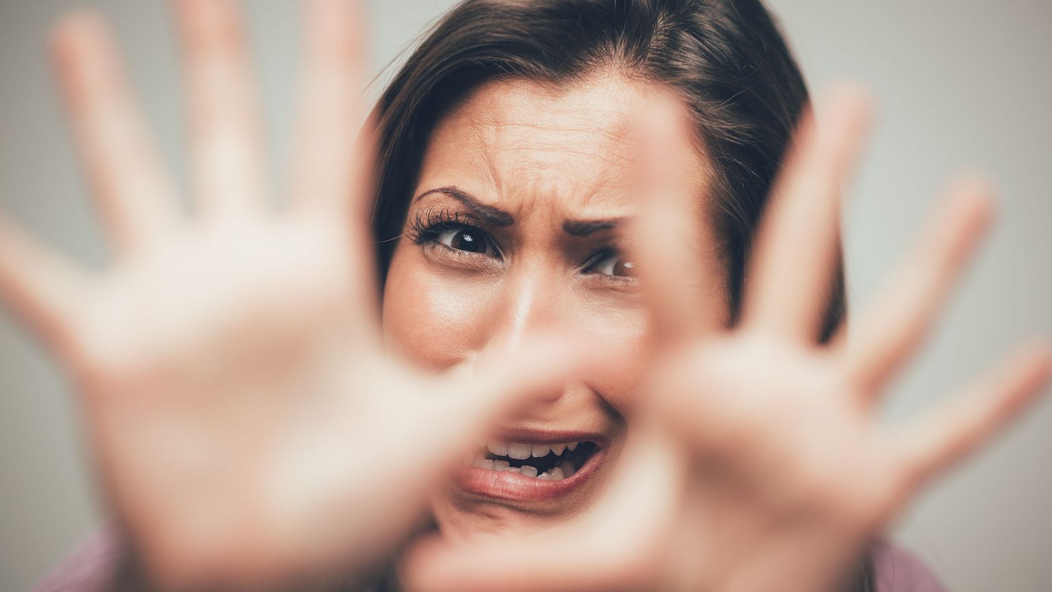 «Il maschio è cacciatore»? Scienza ed educazione oltre i luoghi comuni