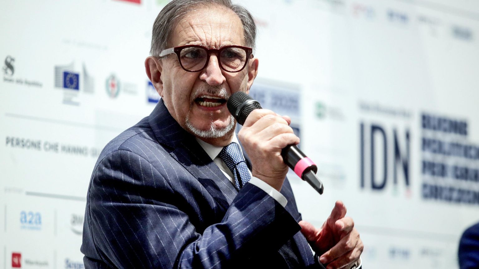 L'attacco, poi la frenata. Cosa ha detto La Russa su Garofani