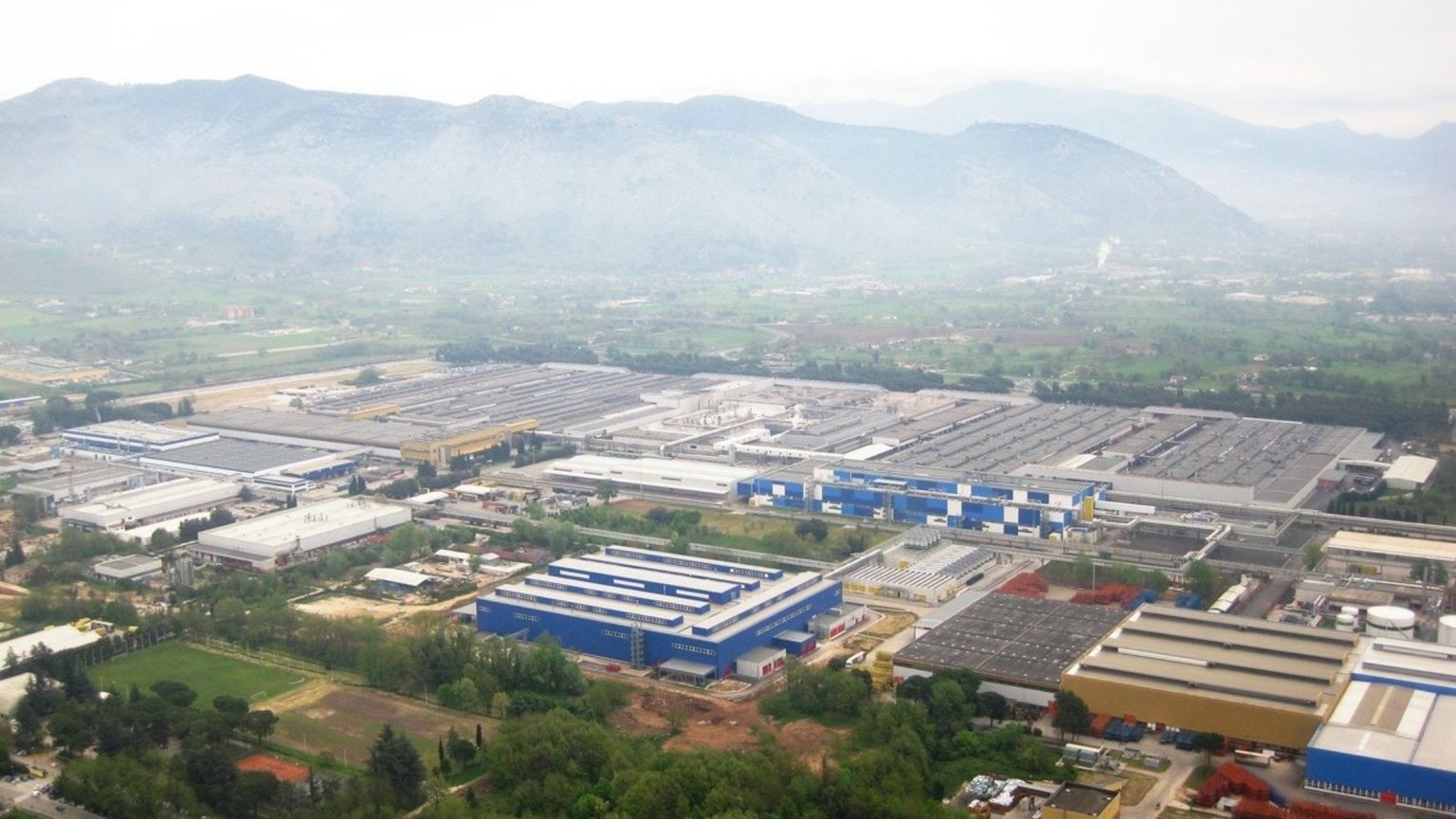 «Produzione militare nel sito Stellantis». La "riconversione" di Cassino è un caso