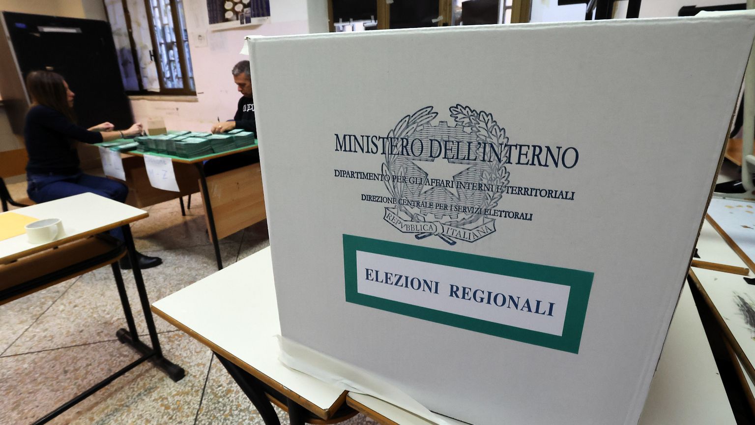 Gli italiani non votano più. Tocca ai partiti intervenire