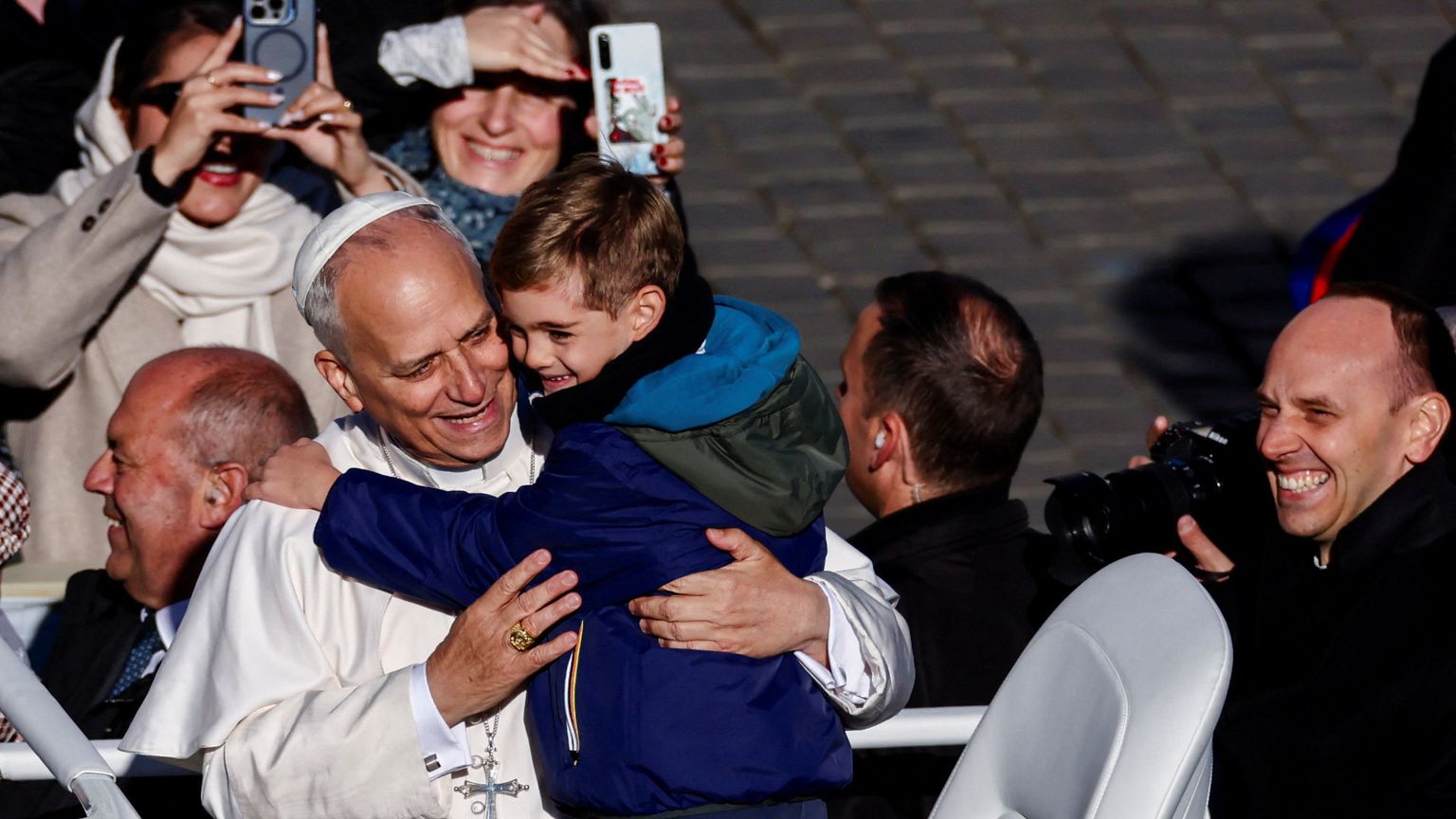 Il Papa: no alle Messe “esibizione”. Il canto aiuta tutti a pregare