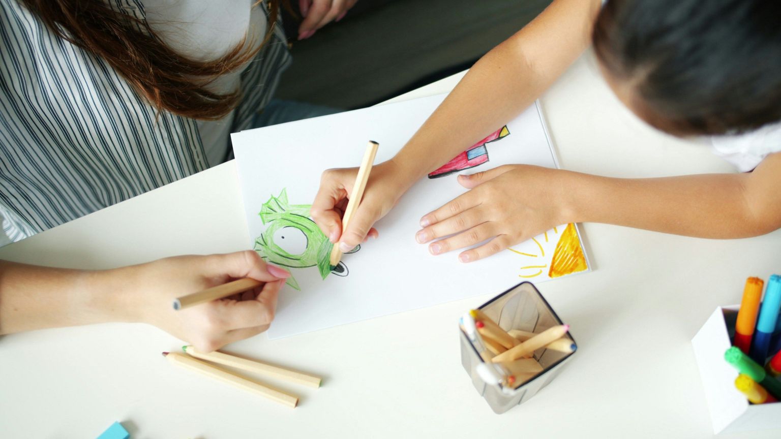 La scuola a casa? Non solo per la famiglia nel bosco. Ed è una scelta legale