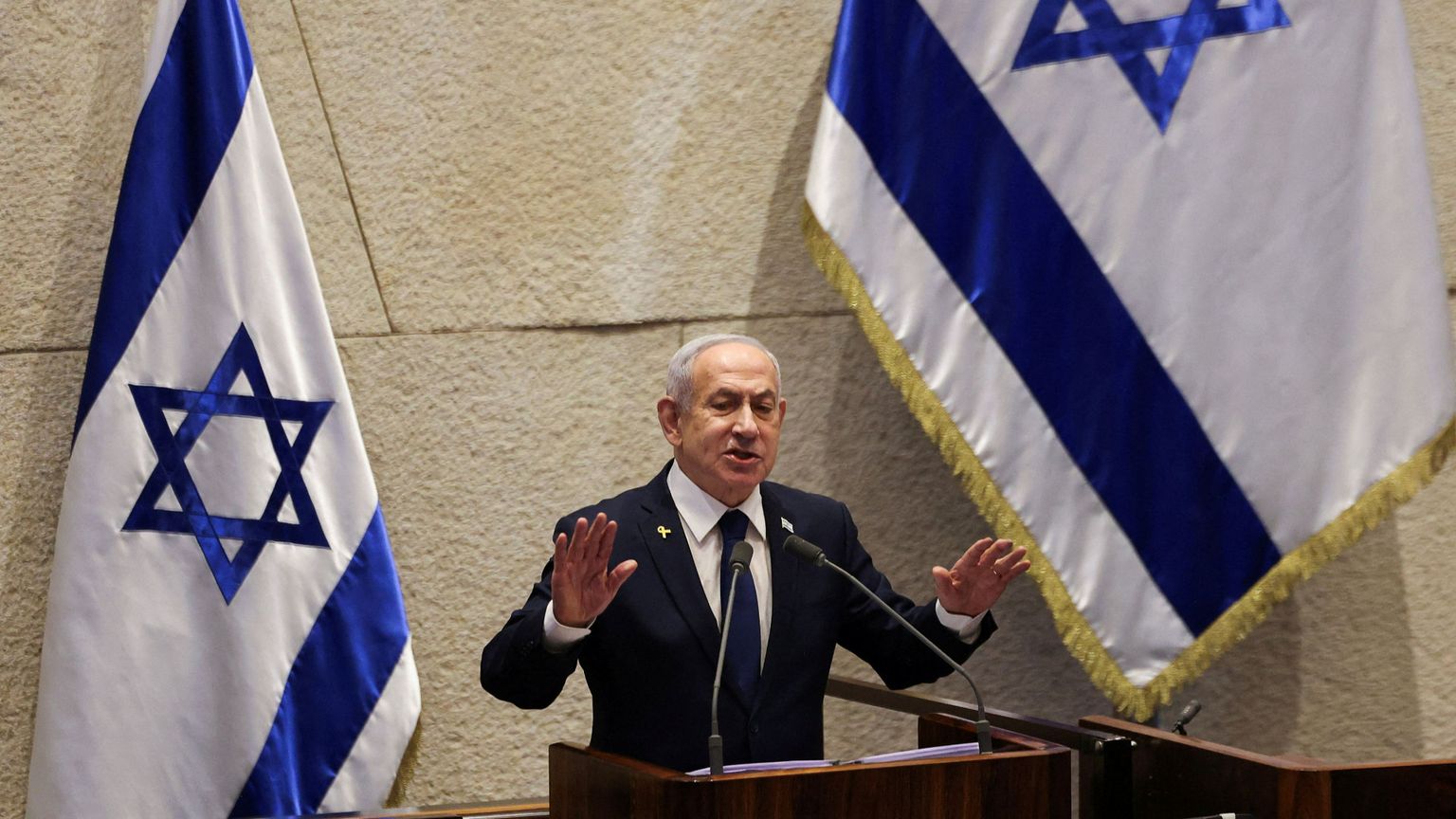 Netanyahu chiede la grazia al presidente Herzog