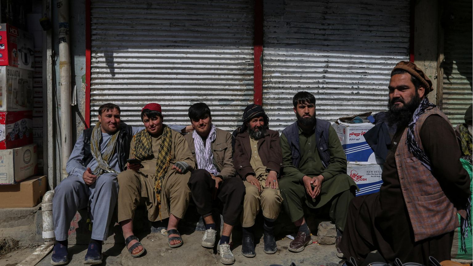 Orrore in Afghanistan: esecuzione pubblica in uno stadio