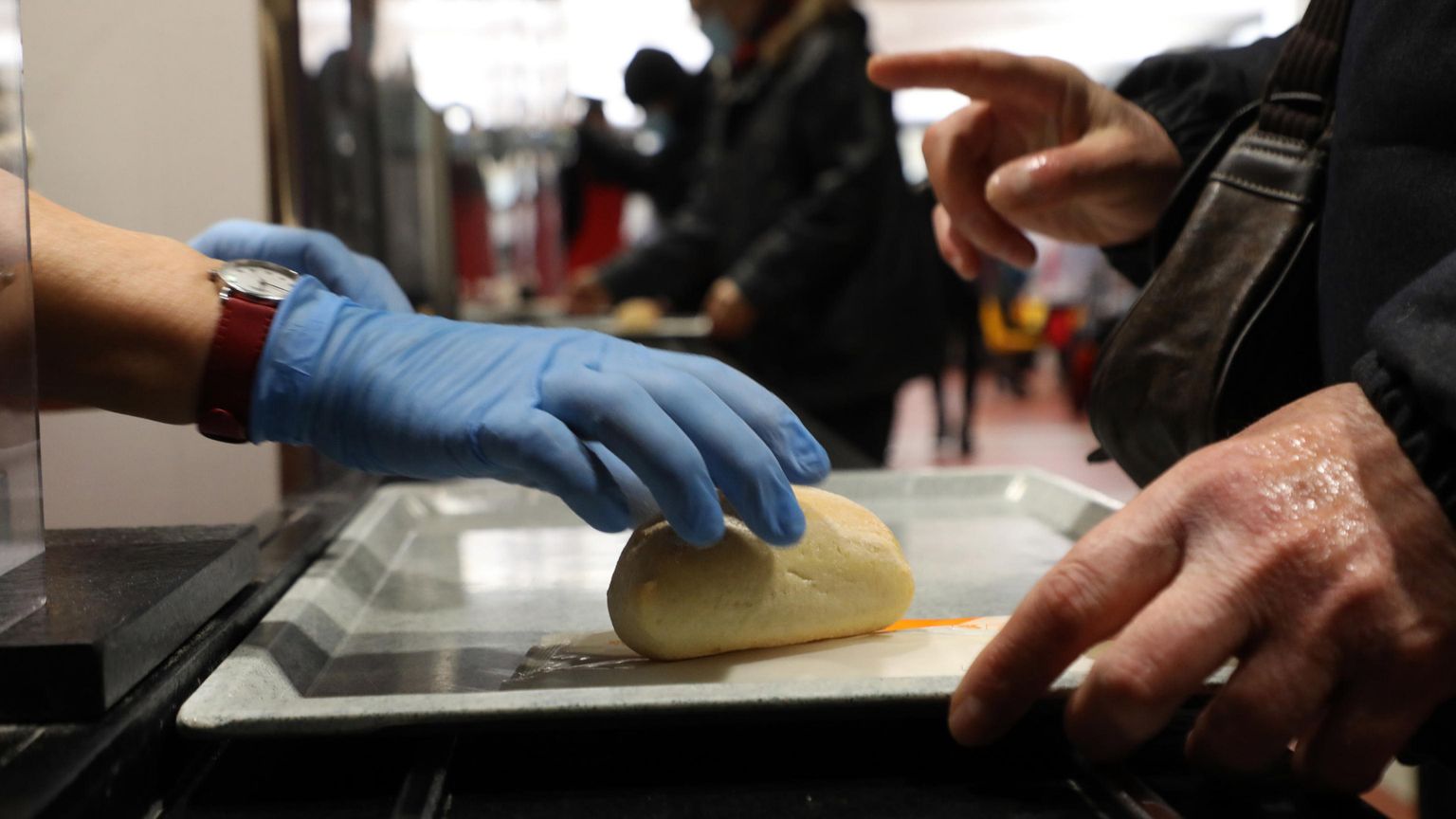 Mensa dei poveri San Francesco, Milano. Foto d'archivio