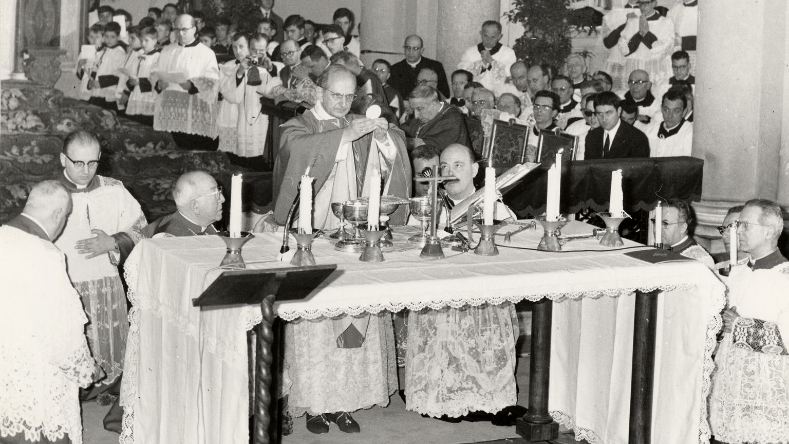Così nel 1963 si restituì la liturgia al popolo (ma anche il popolo alla liturgia)