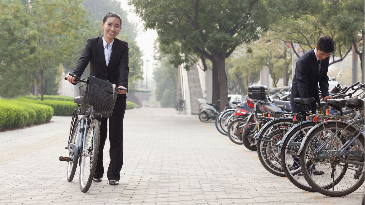 La Cina è tornata in bici. Non per il comunismo, ma per l'ambiente