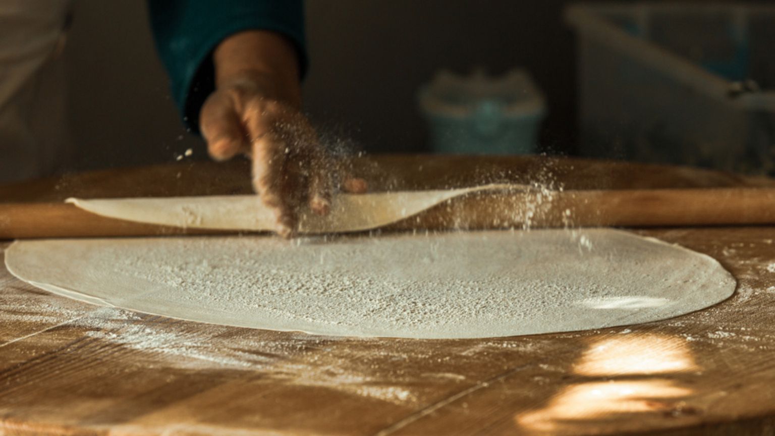 Friabili e discreti, come un sottile strato di pasta