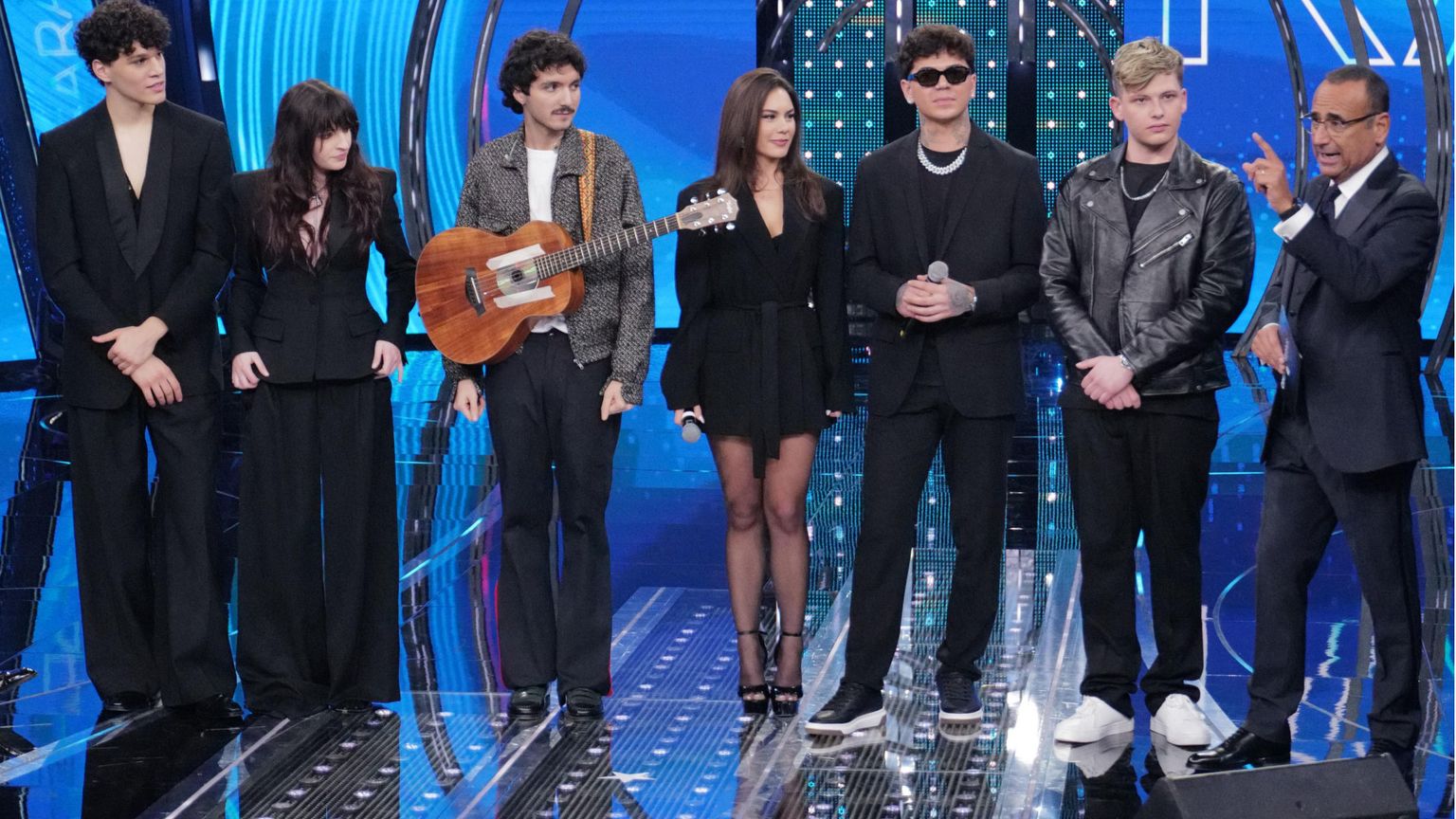 Sanremo, i brani dei 30 Big tra amore e sociale