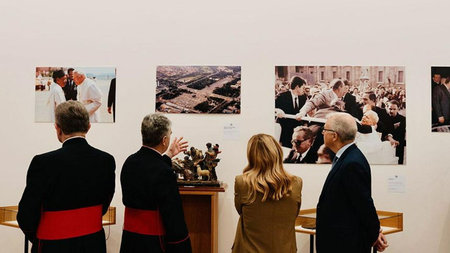 Meloni visita la casa-museo di san Giovanni Paolo II