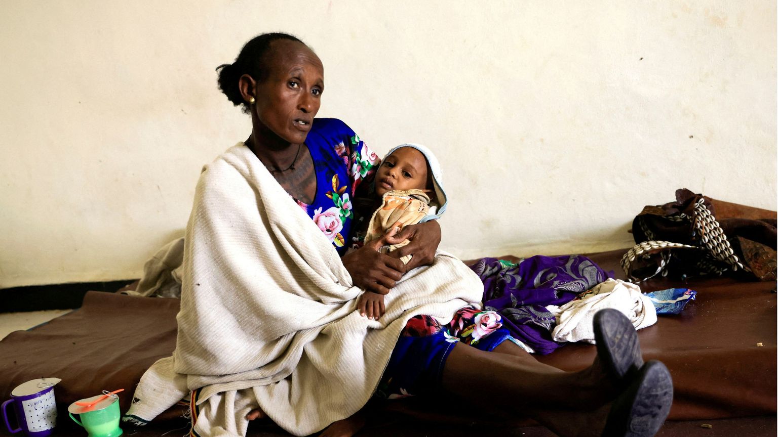 Una donna del Tigrai e il suo piccolo