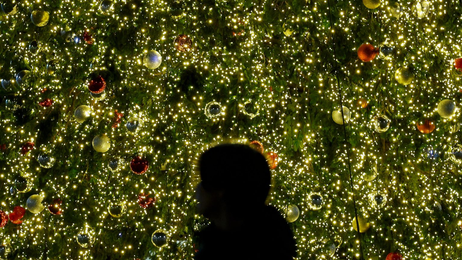 Nako cercava futuro ma è morto bruciato nella notte di Natale