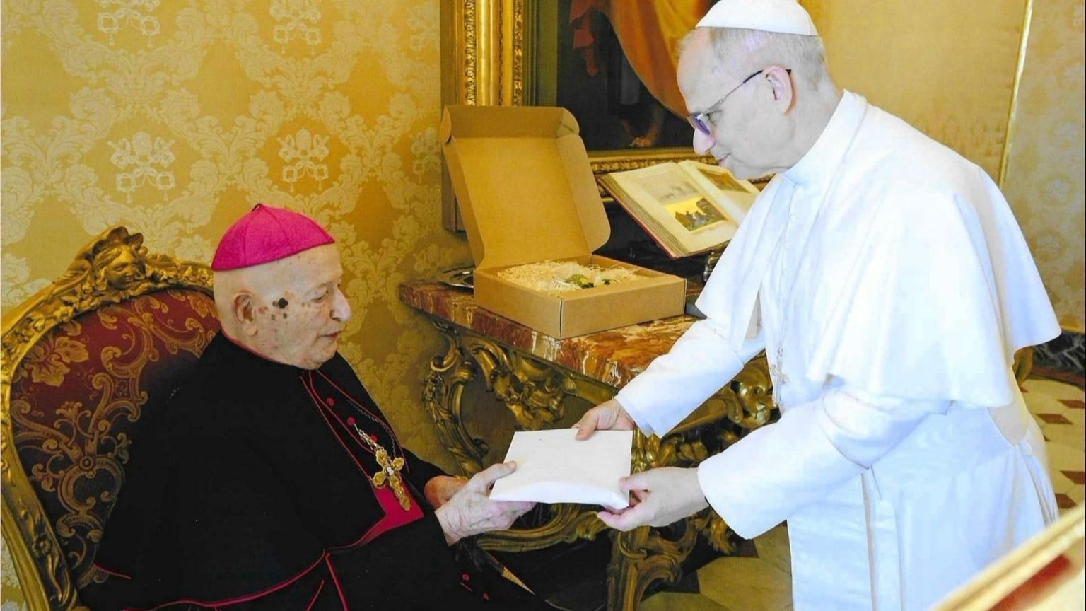 Il vescovo più longevo d'Italia (101 anni) si racconta