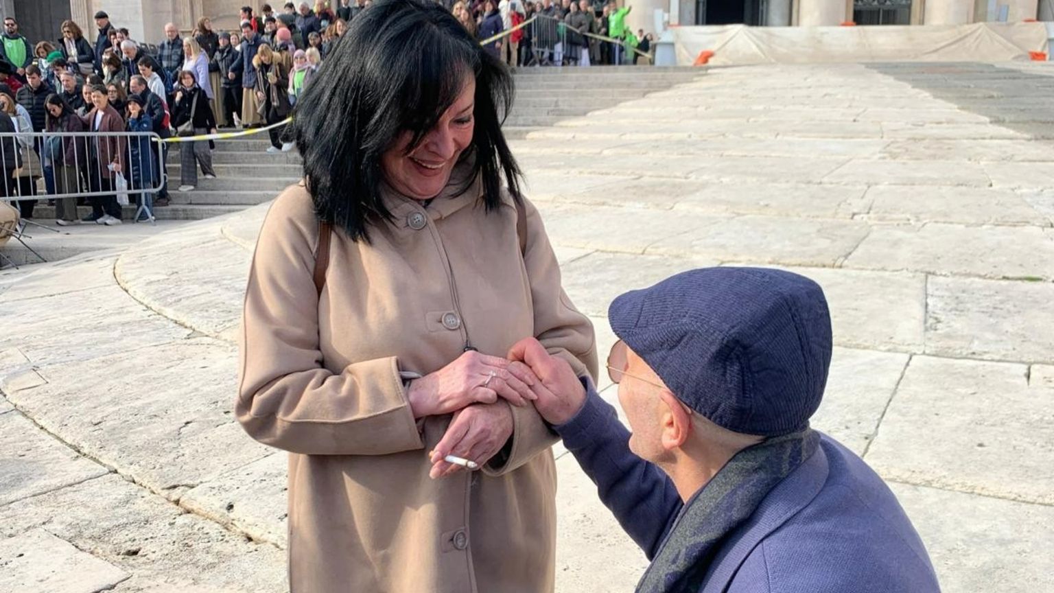 Raffaele, detenuto, e quel "sì" di Patrizia sul sagrato di San Pietro