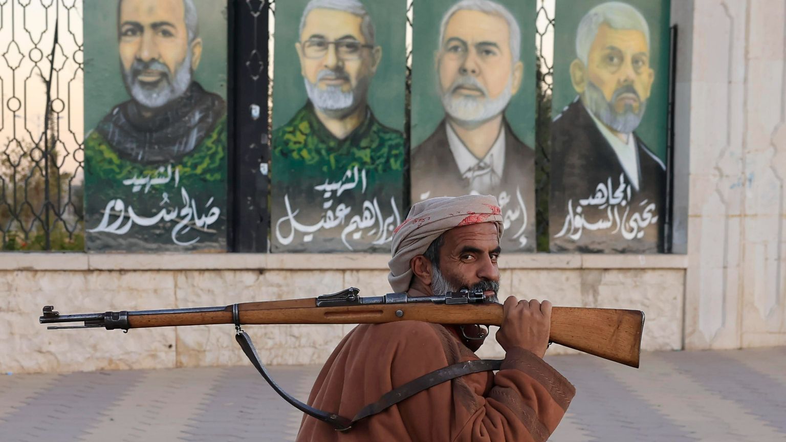 Yemen, coalizione saudita bombarda navi provenienti dagli Emirati: scontro Riad-Abu Dhabi